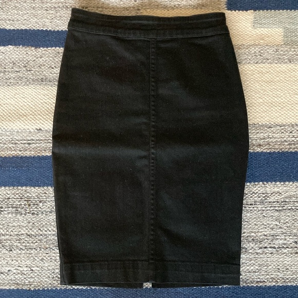 Aritzia Black Denim Skirt - Picture 3 of 5